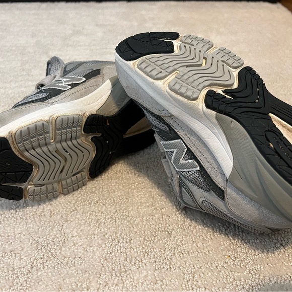 New balance 990v6 - Picture 3 of 4